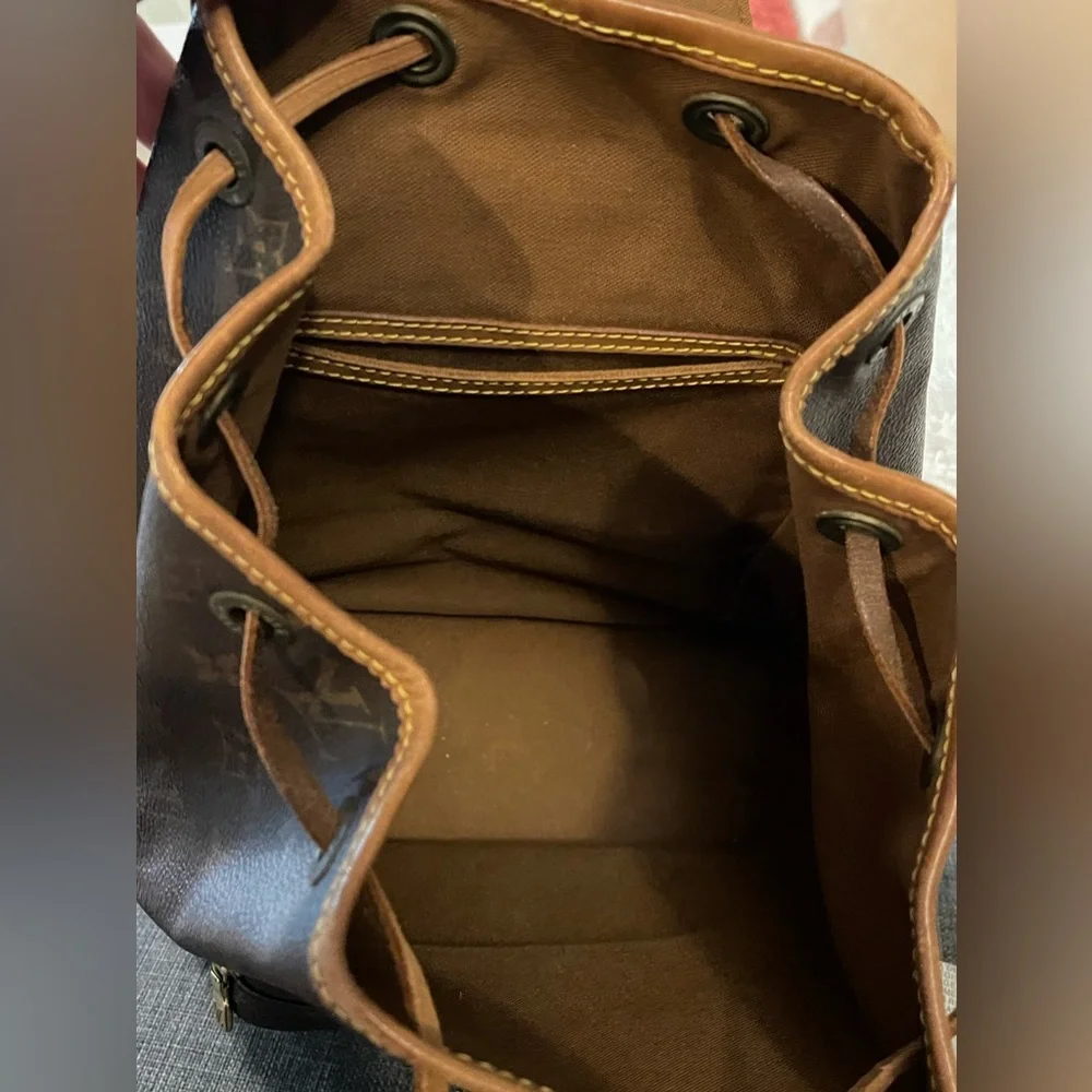 VINTAGE Authentic LOUIS VUITTON Montsouris MM Backpack - Picture 6 of 11